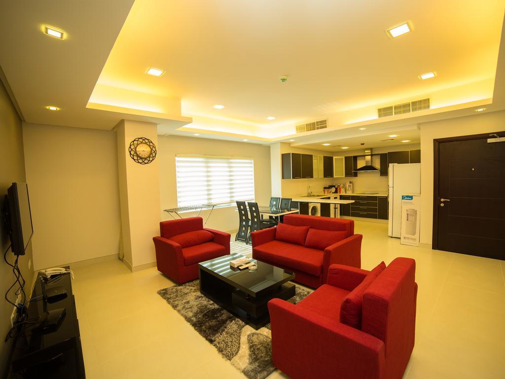 Golden Rose Luxury Suites Manama Exterior photo